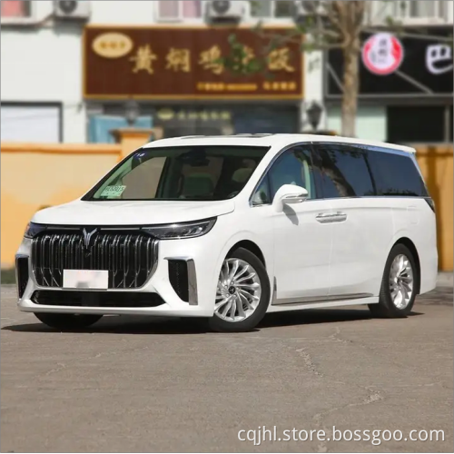 Manufacture Voyah Dreamer 2023 New Automotive Battery Luxury Mpv Ev New Energy Vehicles Left Hand Electric Cars Dealer Factory